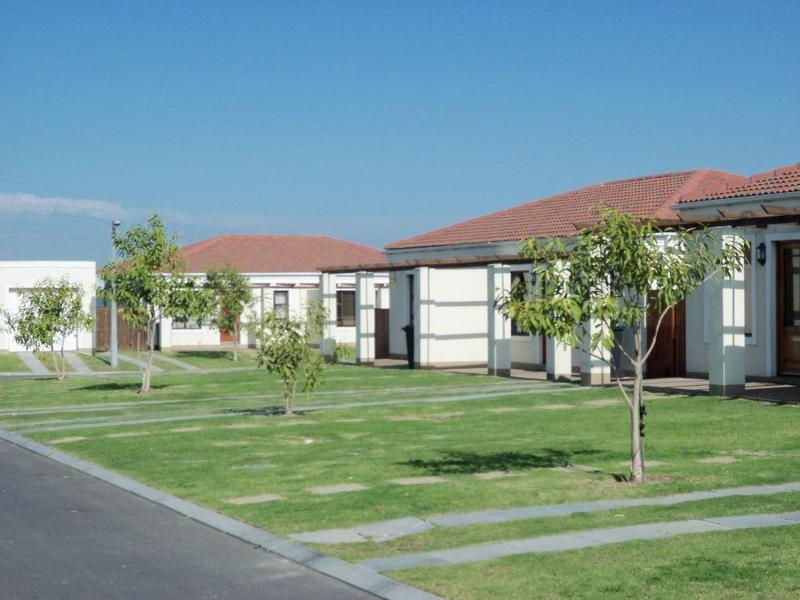 To Let 2 Bedroom Property for Rent in Highbury Western Cape